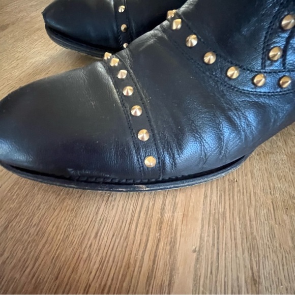Gucci Golden Studded Black Chelsea Booties SZ 38.5 - Picture 5 of 10